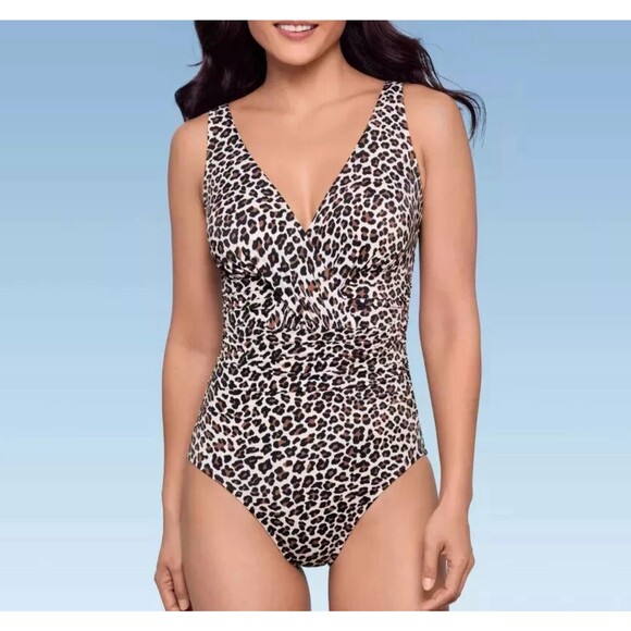 NEW Ruched Shaping Swimsuit Adjustable Padded UPF 50 Animal Print Size 10 - Picture 1 of 10